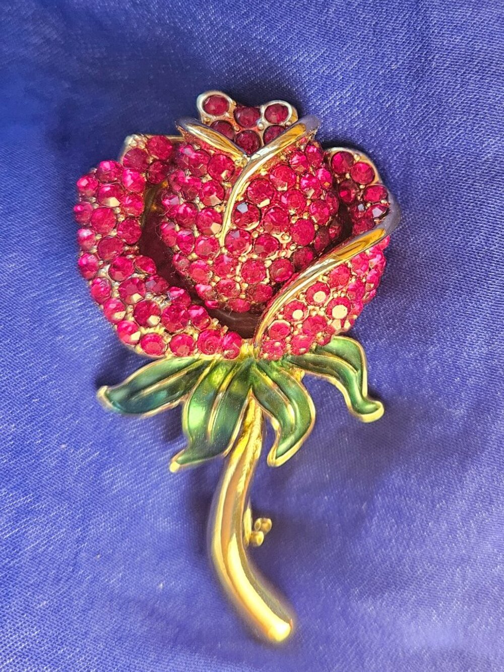 Vintage MONET Signed Rhinestone Red Rose Brooch 3D Gold-tone Enamel Ste